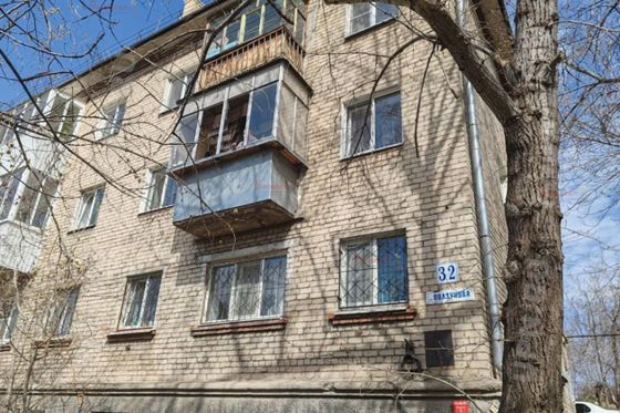 Продажа 2-комнатной квартиры 42 м², 1/3 этаж