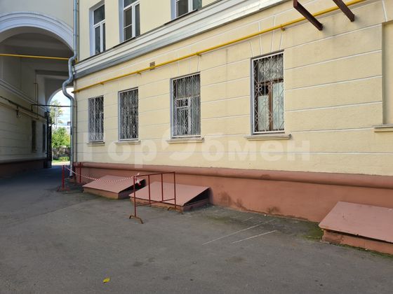 Продажа 2-комнатной квартиры 67 м², 1/5 этаж