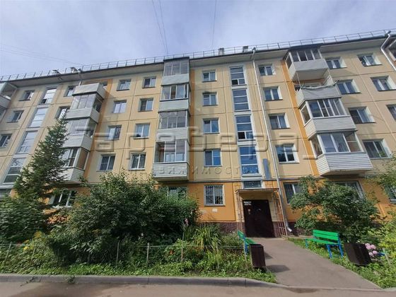 Продажа 2-комнатной квартиры 45 м², 1/5 этаж