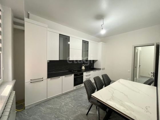 Продажа 2-комнатной квартиры 82 м², 2/15 этаж