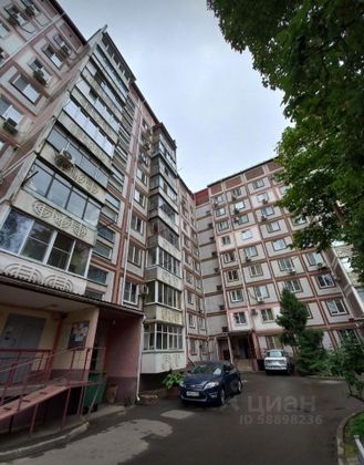 Продажа 3-комнатной квартиры 70 м², 1/9 этаж