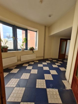 Продажа 2-комнатной квартиры 70 м², 13/17 этаж