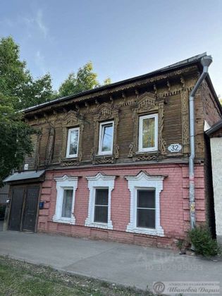 Продажа 4-комнатной квартиры 100 м², 1/2 этаж