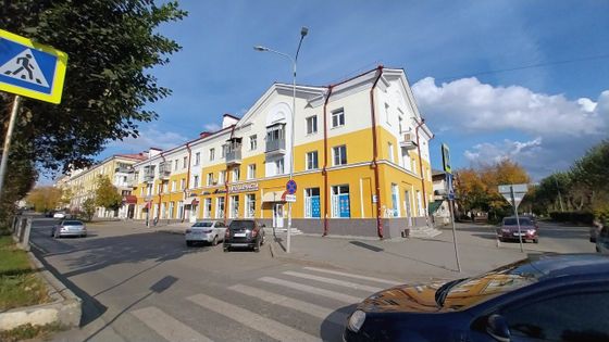 Продажа 2-комнатной квартиры 49 м², 3/3 этаж