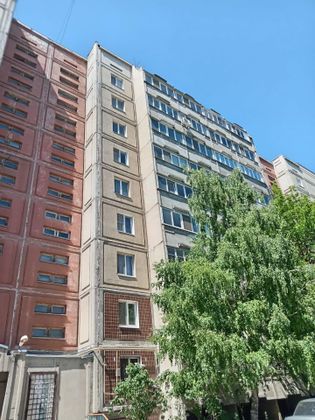 Продажа 4-комнатной квартиры 90 м², 9/9 этаж