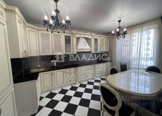 Продажа 3-комнатной квартиры 92,8 м², 7/11 этаж