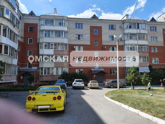 Продажа 2-комнатной квартиры 70 м², 1/5 этаж