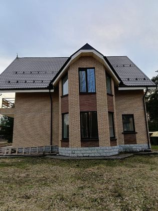 Продажа дома, 238,7 м², с участком 14,7 сотки