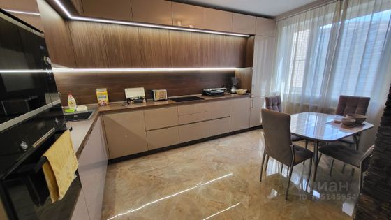 Продажа 3-комнатной квартиры 101,4 м², 5/14 этаж