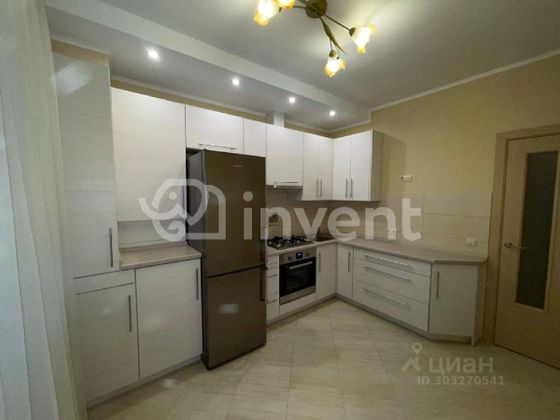 Продажа 1-комнатной квартиры 38 м², 1/3 этаж