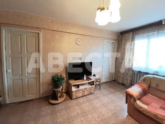 Продажа 3-комнатной квартиры 49 м², 1/5 этаж