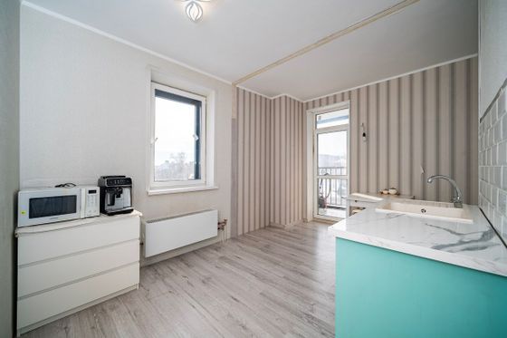 Продажа 2-комнатной квартиры 70,5 м², 4/32 этаж