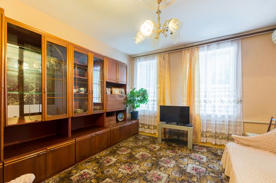 Продажа 4-комнатной квартиры 55,7 м², 1/1 этаж