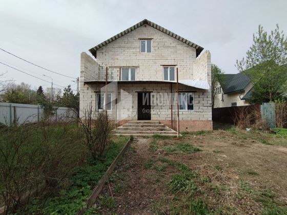 Продажа дома, 220 м², с участком 6,5 сотки