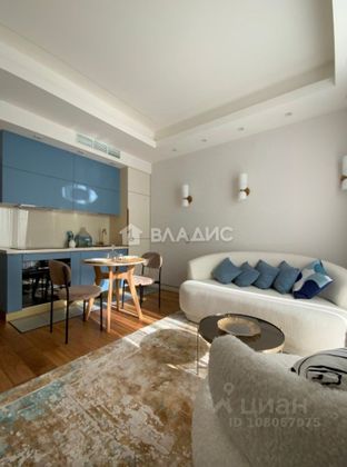 Продажа 2-комнатной квартиры 42,7 м², 3/35 этаж