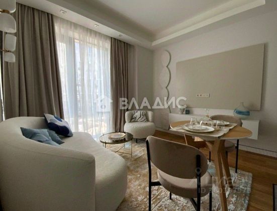 Продажа 2-комнатной квартиры 42,7 м², 3/35 этаж