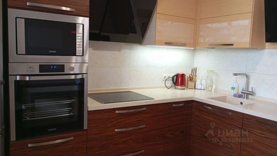 Продажа 2-комнатной квартиры 60 м², 19/25 этаж