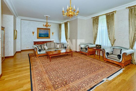 Продажа 2-комнатной квартиры 150,8 м², 3/6 этаж