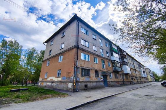 Продажа 2-комнатной квартиры 39 м², 4/4 этаж