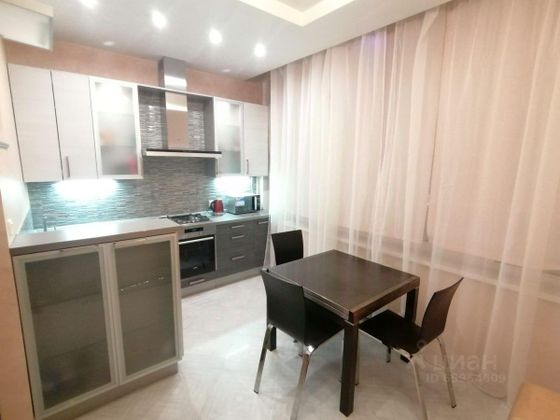 Аренда 1-комнатной квартиры 50 м², 7/8 этаж