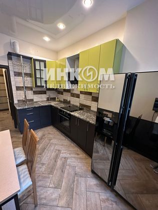 Продажа 2-комнатной квартиры 75 м², 2/23 этаж