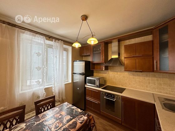 Аренда 2-комнатной квартиры 52 м², 9/12 этаж