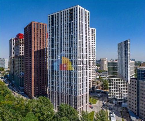 Продажа 1-комнатной квартиры 42 м², 43/43 этаж