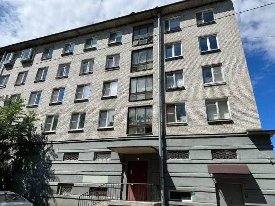 Продажа 2-комнатной квартиры 42 м², 3/5 этаж