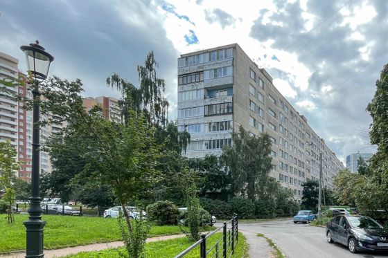 Продажа 3-комнатной квартиры 61,7 м², 2/9 этаж