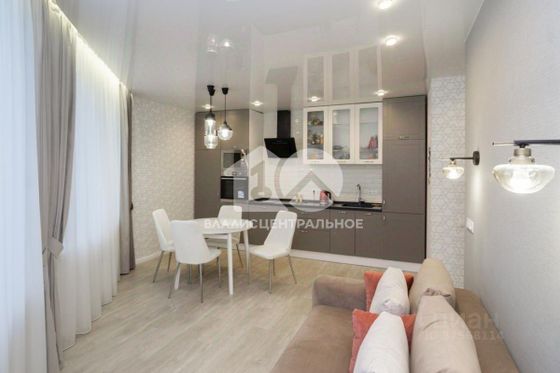 Продажа 2-комнатной квартиры 62 м², 13/25 этаж