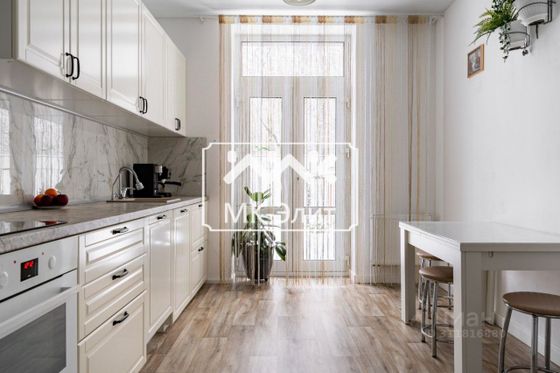 Продажа дома, 183,2 м², с участком 7 соток