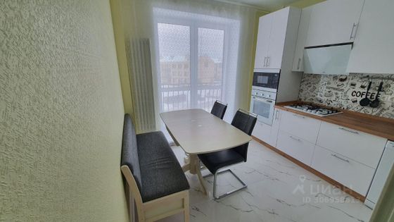 Продажа 2-комнатной квартиры 65,7 м², 3/3 этаж