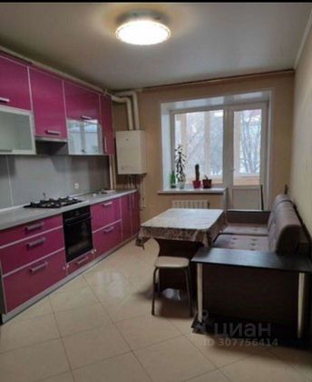 Продажа 2-комнатной квартиры 63 м², 2/5 этаж