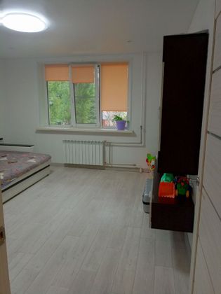 Продажа 1-комнатной квартиры 42 м², 2/10 этаж