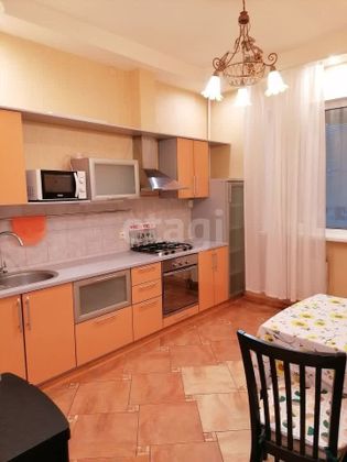 Продажа 2-комнатной квартиры 68,7 м², 3/5 этаж