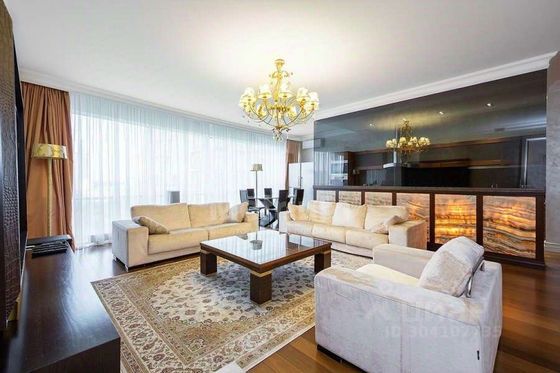 Продажа 4-комнатной квартиры 168 м², 10/30 этаж