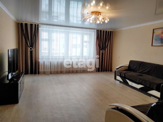 Продажа 4-комнатной квартиры 185 м², 2/6 этаж