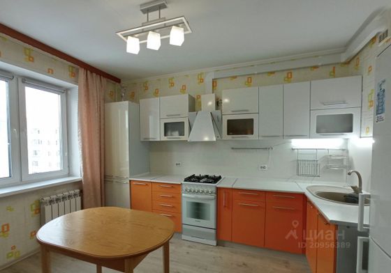 Продажа 2-комнатной квартиры 60 м², 8/10 этаж