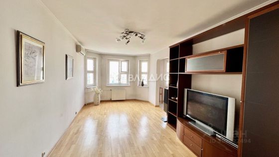 Продажа 3-комнатной квартиры 77 м², 15/17 этаж