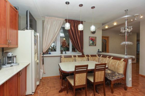 Продажа 3-комнатной квартиры 101,8 м², 2/9 этаж