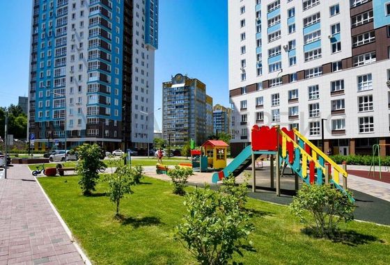 Продажа 2-комнатной квартиры 58 м², 18/20 этаж