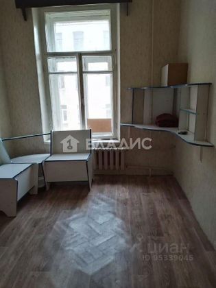 Продажа 2 комнат, 28,6 м², 4/5 этаж