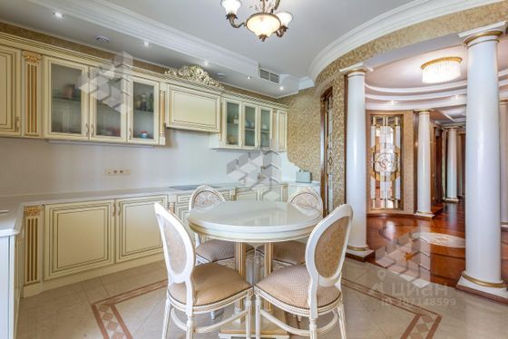 Продажа многокомнатной квартиры 200 м², 4/30 этаж