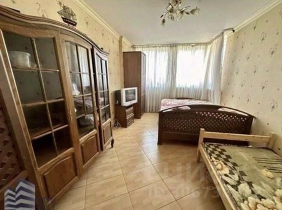 Аренда 1 комнаты, 82 м², 21/25 этаж