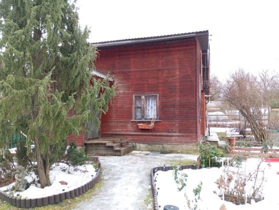 Продажа дома, 120 м², с участком 6,6 сотки