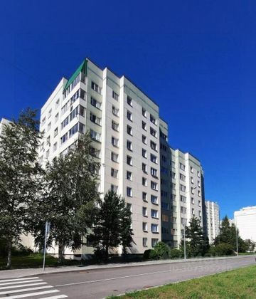 Продажа 2-комнатной квартиры 56,8 м², 4/8 этаж