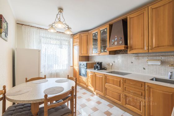 Продажа 3-комнатной квартиры 87,1 м², 10/17 этаж