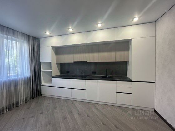 Продажа 2-комнатной квартиры 72 м², 2/18 этаж