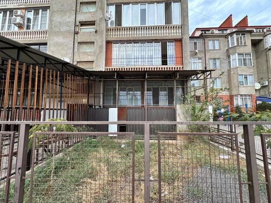 Продажа 3-комнатной квартиры 80 м², 1/6 этаж