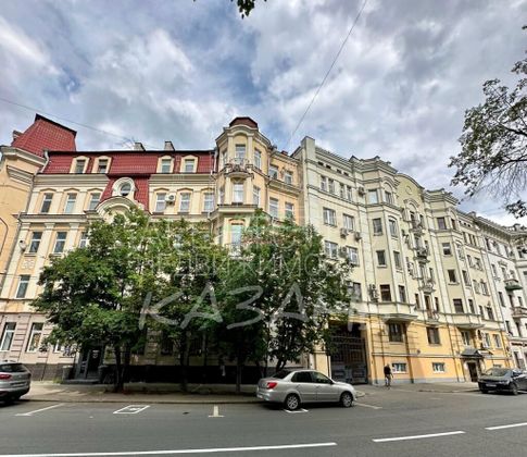 Продажа 3-комнатной квартиры 115 м², 3/5 этаж